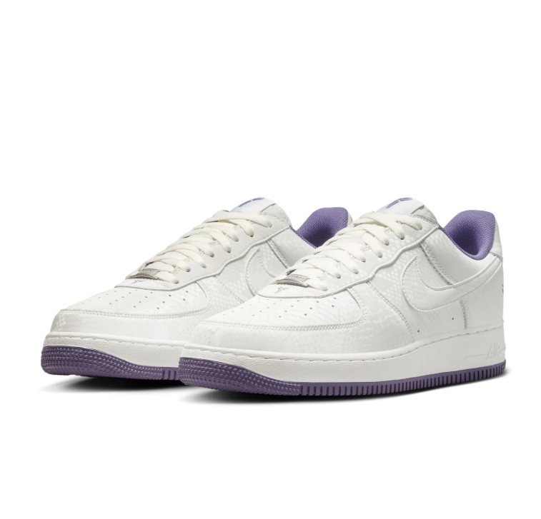 Nike White Low-Top Sneakers with Purple Accents and Kobe Logo